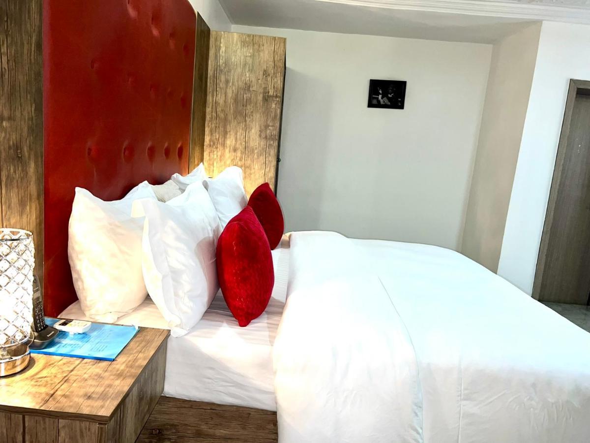 Urban Rootz Hotell Abuja Exteriör bild