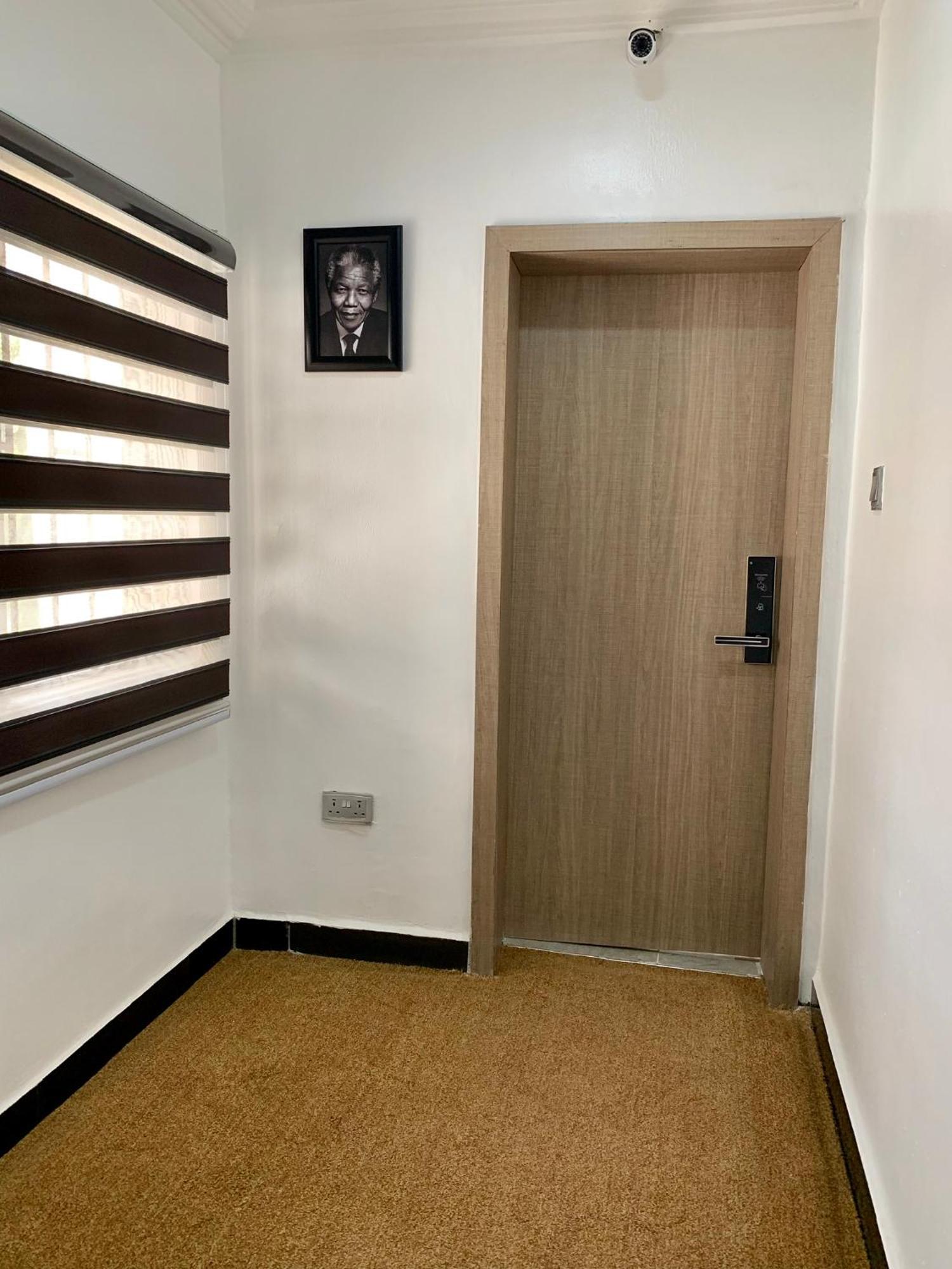 Urban Rootz Hotell Abuja Exteriör bild